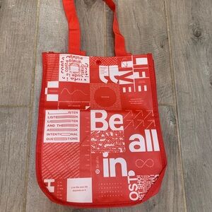Lululemon Reusable tote